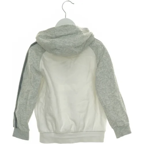 Hættetrøje fra Adidas (str. 122 cm)