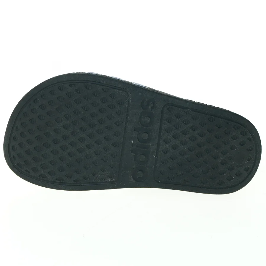 Badetøfler fra Adidas (str. 28)