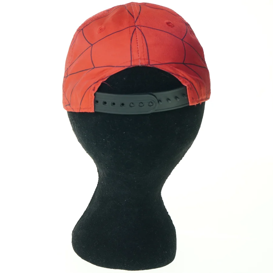 Spidermankasket fra H&M (str. 92)