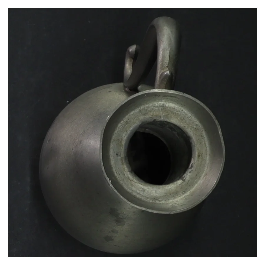 Sølvfarvet vintage kande (str. H. 16 cm)