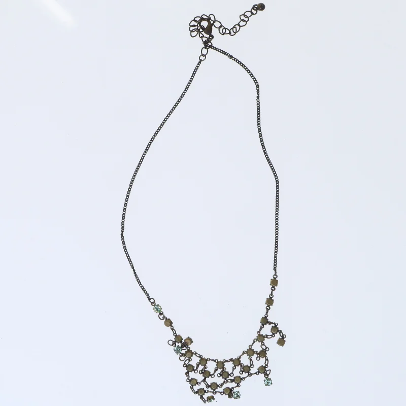 Halskæde med sten (str. 48 cm)