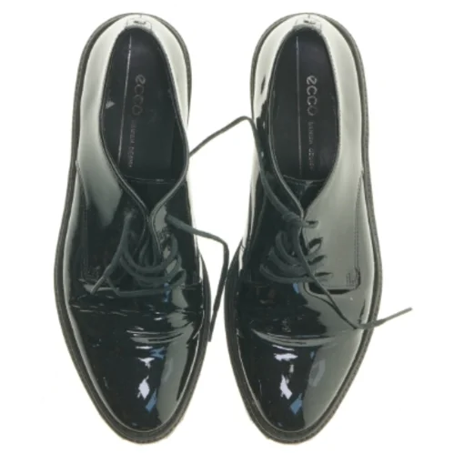 Damesko i laklæder fra Ecco (str. 37 )