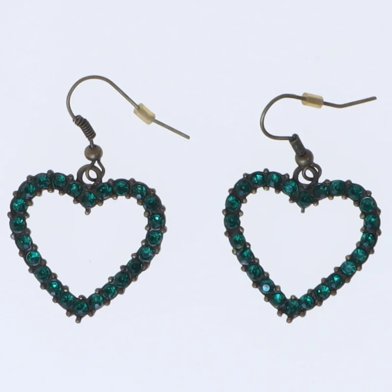 Hjerteformede øreringe med grønne sten (str. 45 mm)