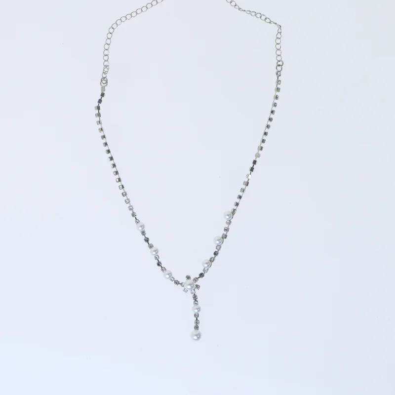 Perlehalskæde i sølvfarve fra H&M (str. 50 cm)