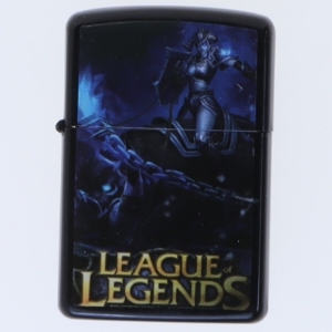 League of Legends lighter fra Earth (str. 5,5x4 cm)