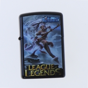 Zippo lighter med League of Legends tema fra Earth (str. 5,5x4 cm)