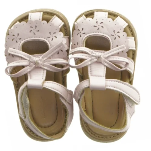 Lyserøde børnesandaler med remme (str. 21 )