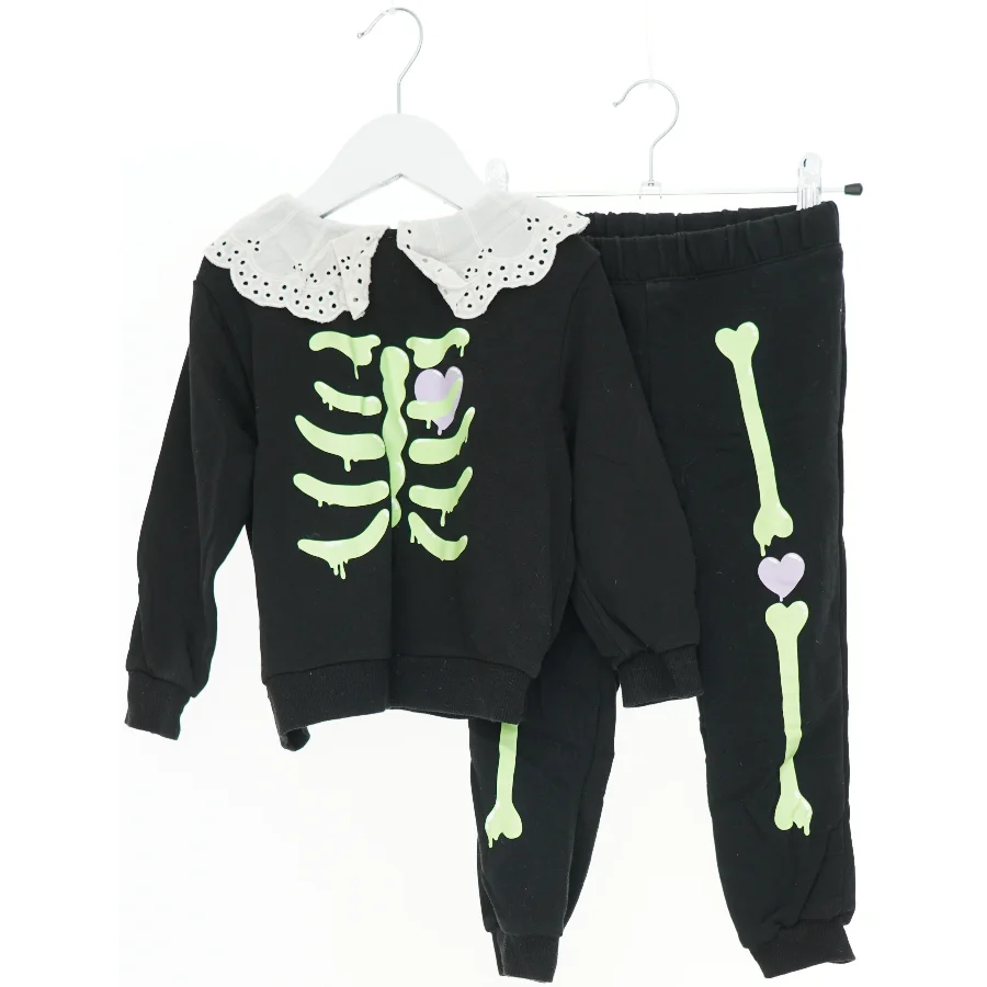 Skelet kostumesæt til børn fra H&M (str. 98)