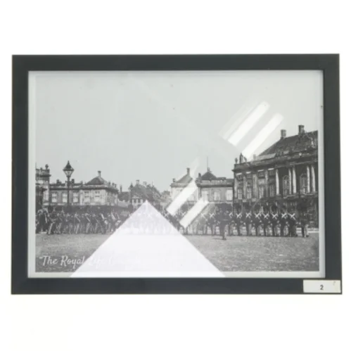 Indrammet billede med de kongelige livgarde fra Nielsen (str. 21x29,7 cm)
