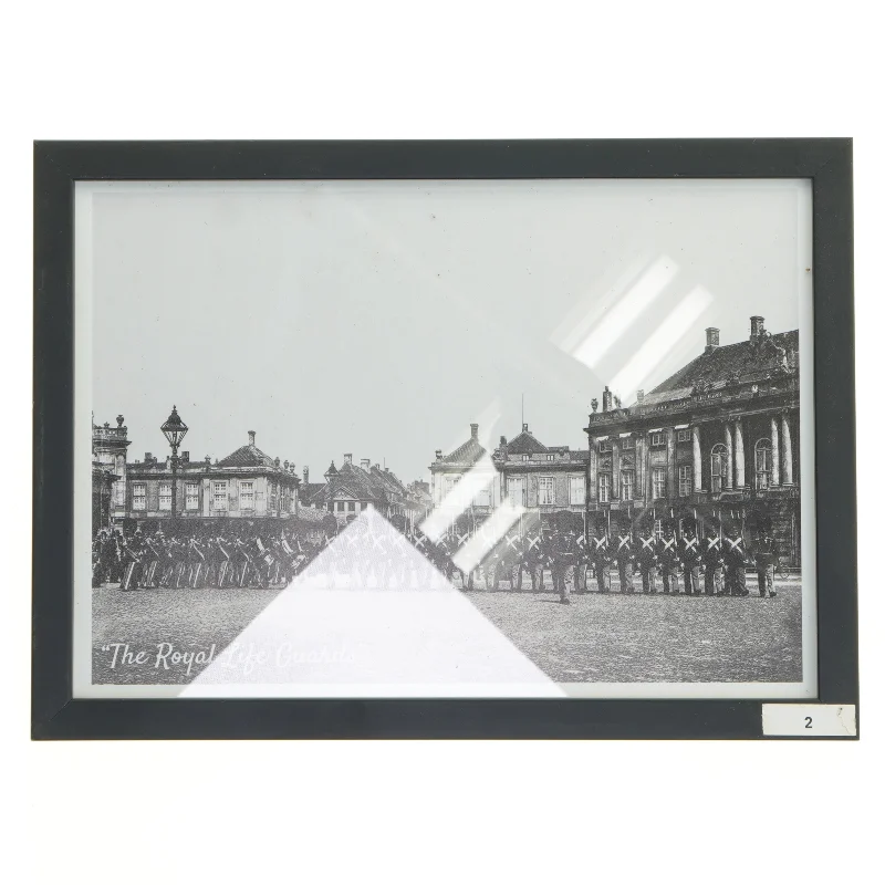 Indrammet billede med de kongelige livgarde fra Nielsen (str. 21x29,7 cm)