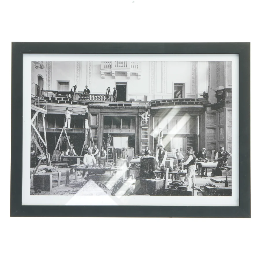 Indrammet sort-hvid fotografi (str. 21x29,7 cm)