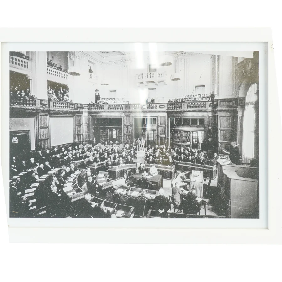 Indrammede sort-hvide fotografier fra Nielsen (str. 21x29,7 cm)
