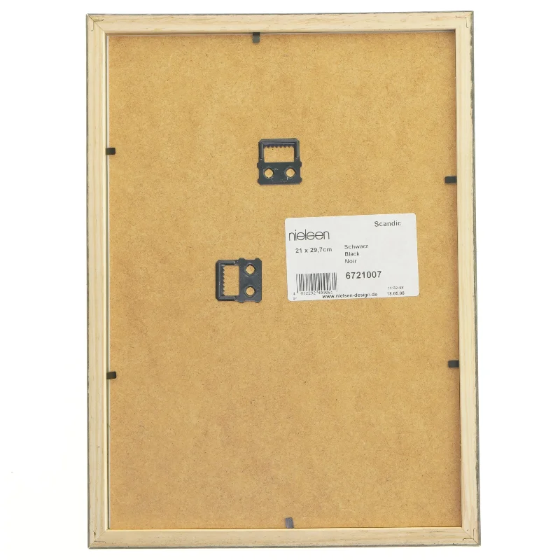 Sort ramme med sort-hvidt foto fra Nielsen (str. 21x29,7 cm)