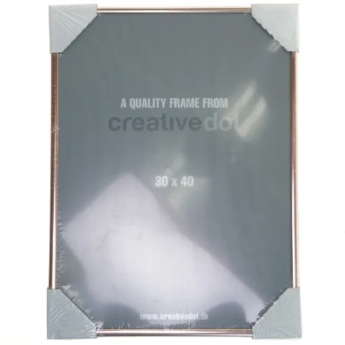 Billederamme i størrelse 30x40 cm fra Creative Dot (str. 30x40 cm)