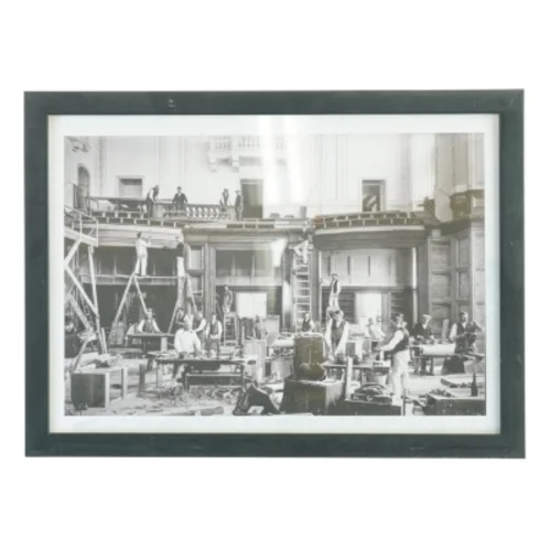 Indrammet sort/hvid fotografi fra Nielsen (str. 21x29,7 cm)
