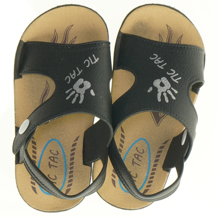 Sandaler fra Tic Tac (str. 28)