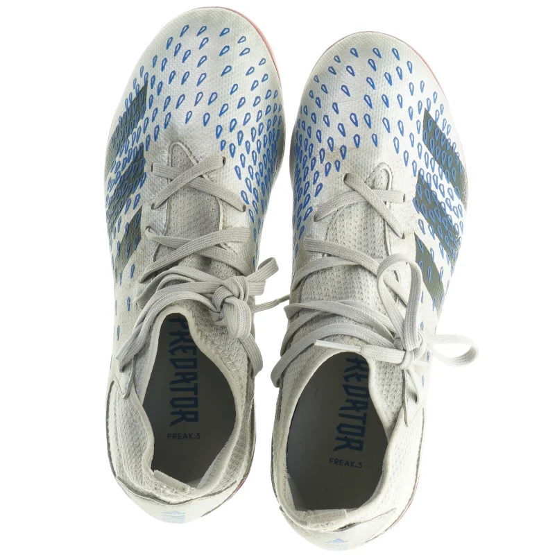 Fodboldstøvler fra Adidas (str. 37)
