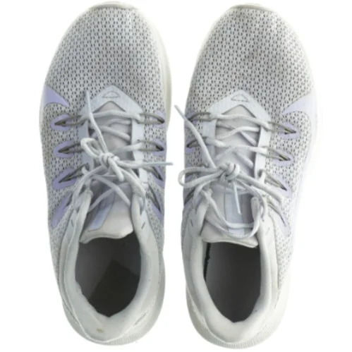 Brugte løbesko fra Nike (str. 36,5)