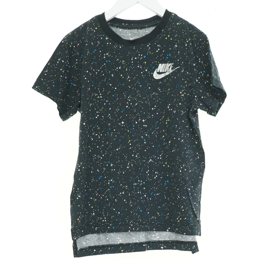 T-Shirt fra Nike (str. 146 cm)