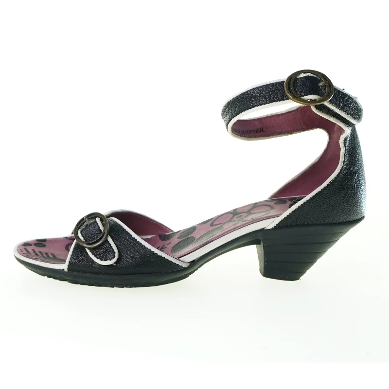 Sandal fra Fly London (str. 38)