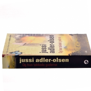 Og hun takkede guderne af Jussi Adler-Olsen