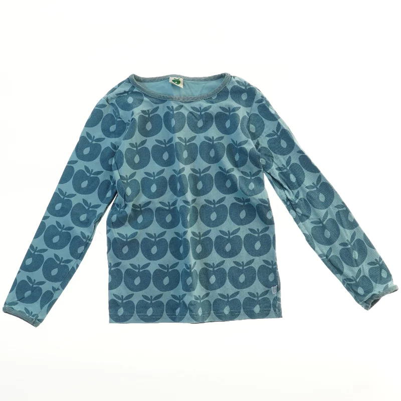 Langærmet bluse med æblemønster fra Småfolk (str. 122)