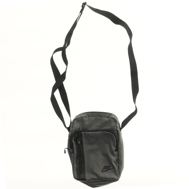 Skuldertaske fra Nike (str. 26,5x20,5 cm)