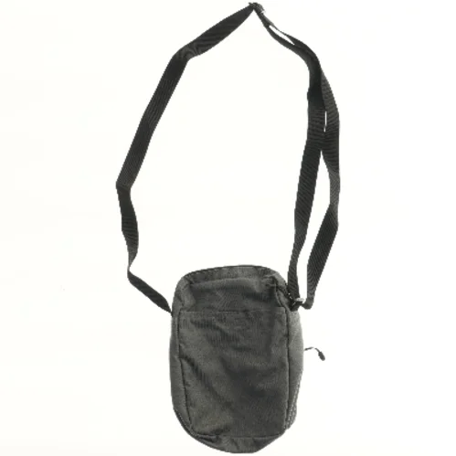 Skuldertaske fra Nike (str. 26,5x20,5 cm)