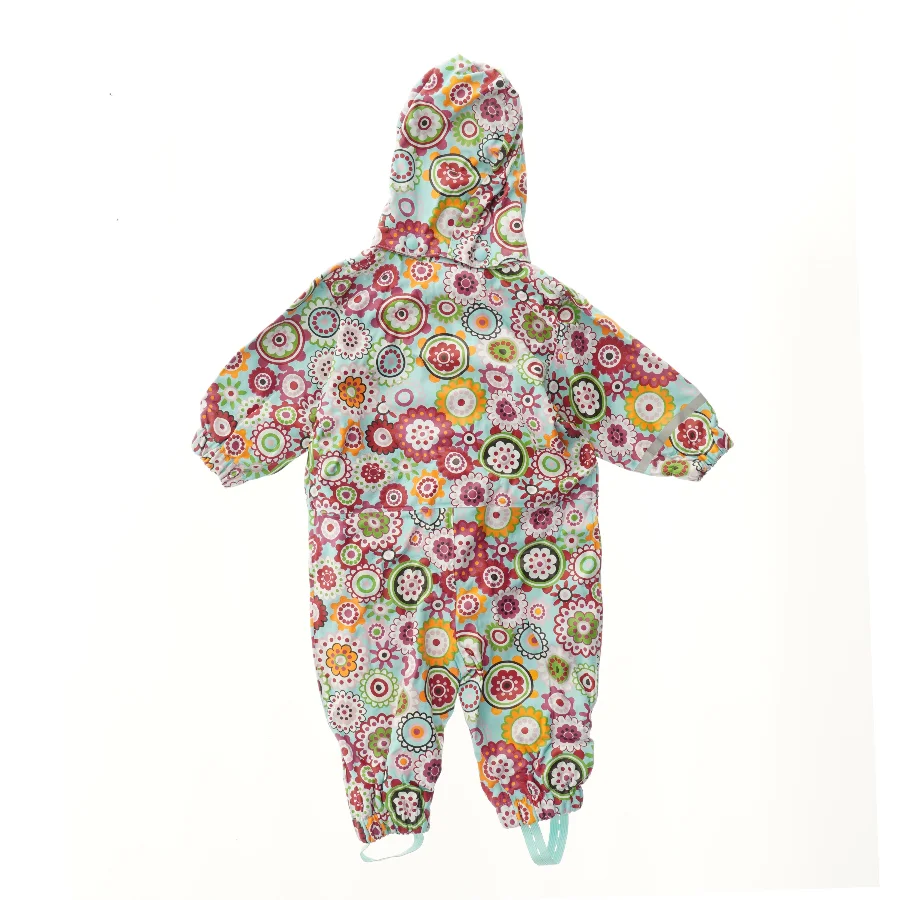 Vandafvisende heldragt til børn med blomsterprint fra Me Too (str. 74)