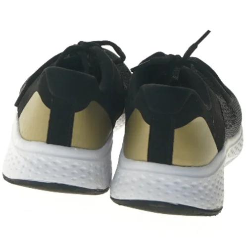 Løbesko str. 37 fra Vty (str. 37 )