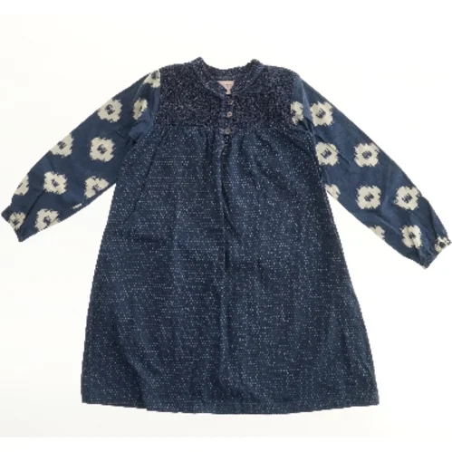 Langærmet kjole fra Noa Noa (str. 128)