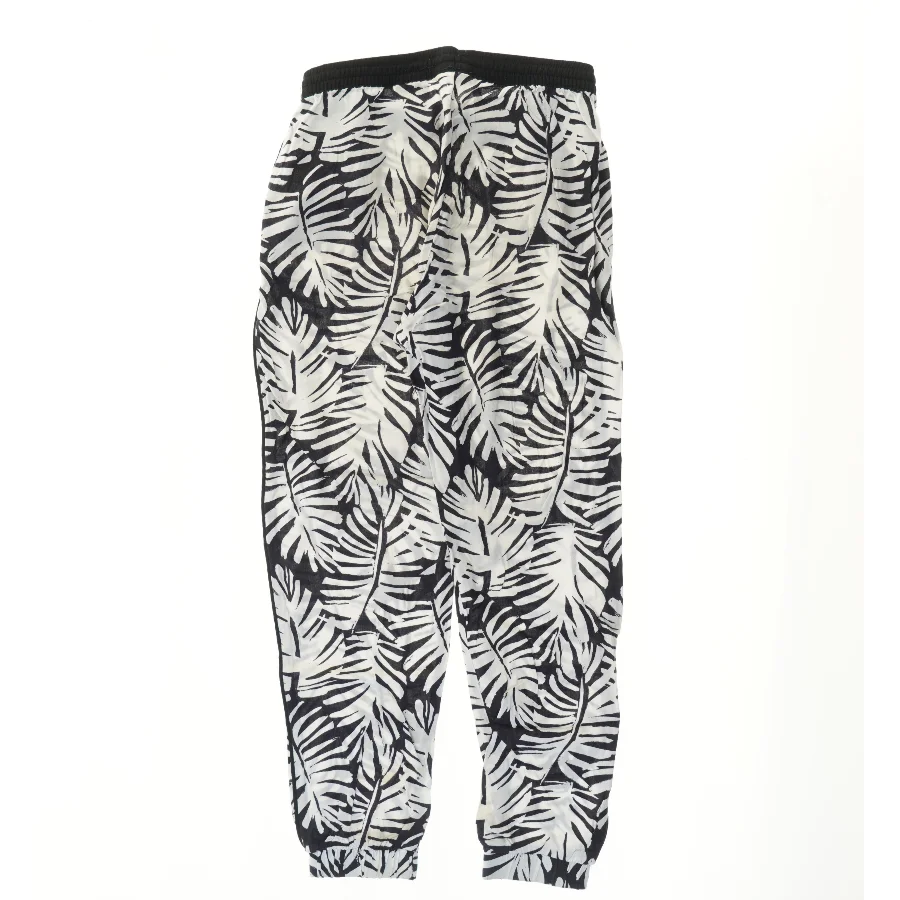 Bukser med bladmønster fra H&M (str. 146)