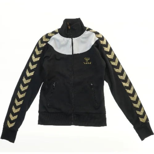 Trøje med lynlås fra Hummel (str. 164)