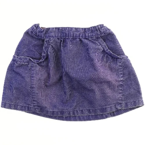 Børnenederdel i fløjl (str. 116)