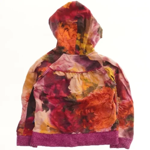 Hættetrøje med blomsterprint fra Molo (str. 116)