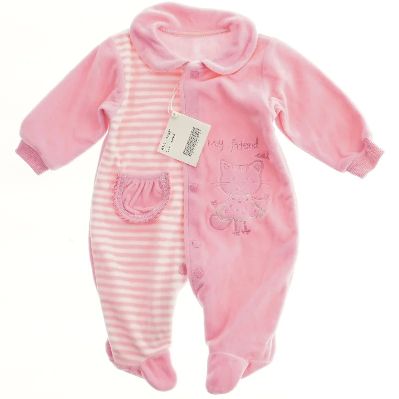 Lyserød baby heldragt med kattemotiv (str. 68)