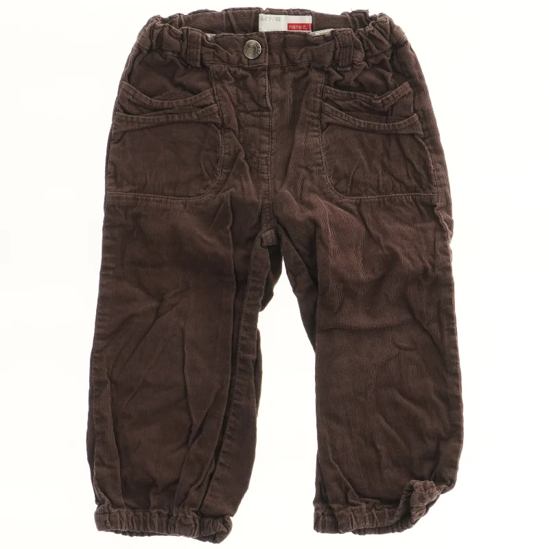 Fløjlsbukser til piger fra Name It (str. 92)