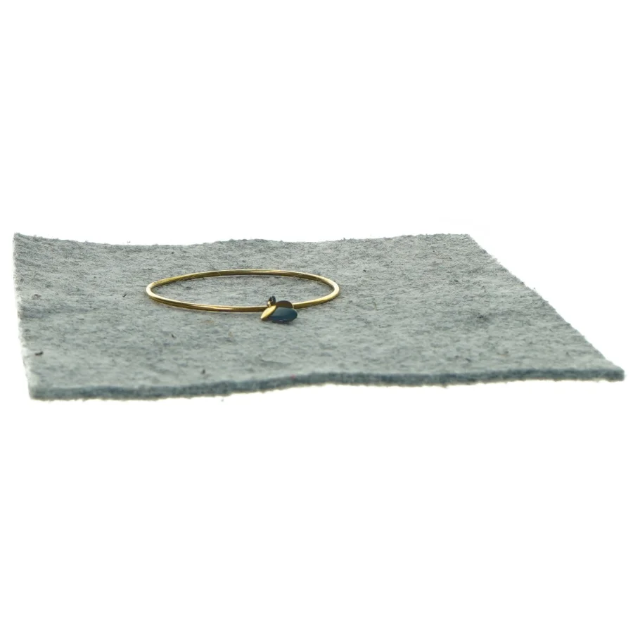 Armbånd med vedhæng til (str. 7 o)