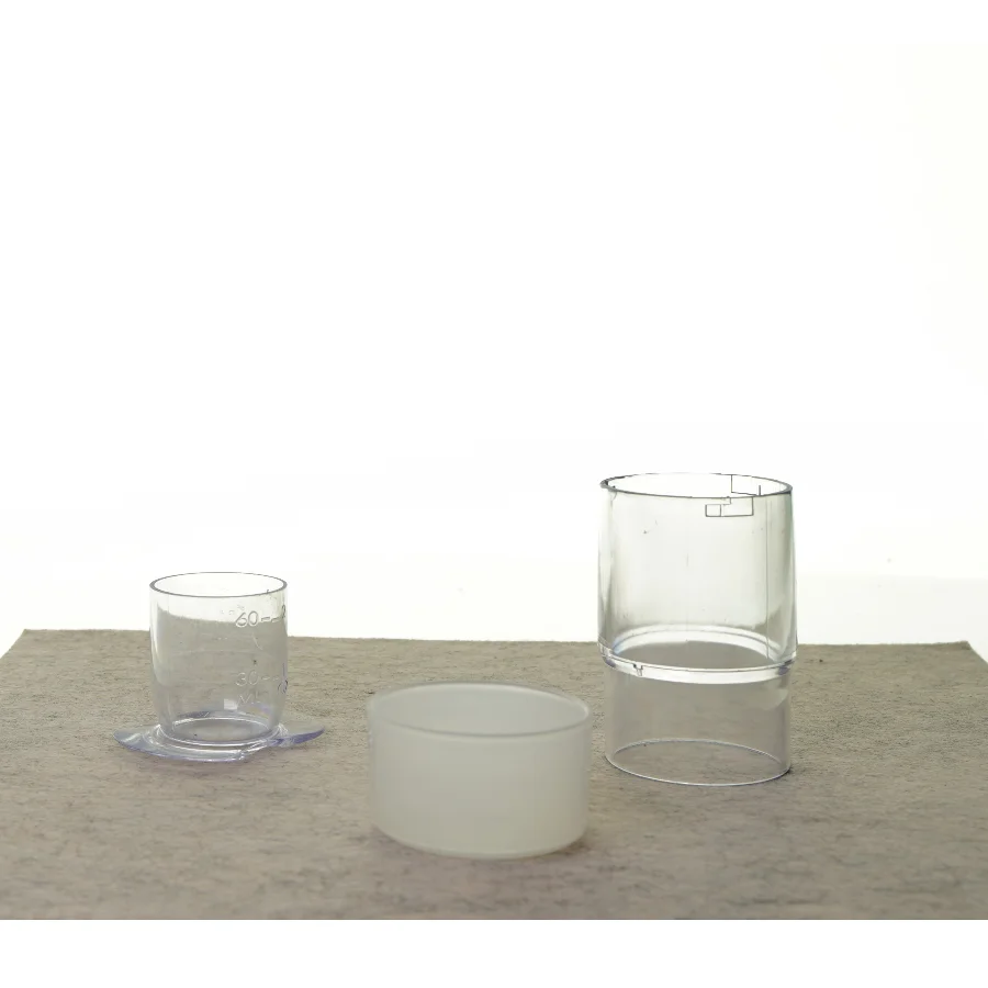 Glas (str. 9 x 6 cm 7 x 4 cm 5 og 4 cm)