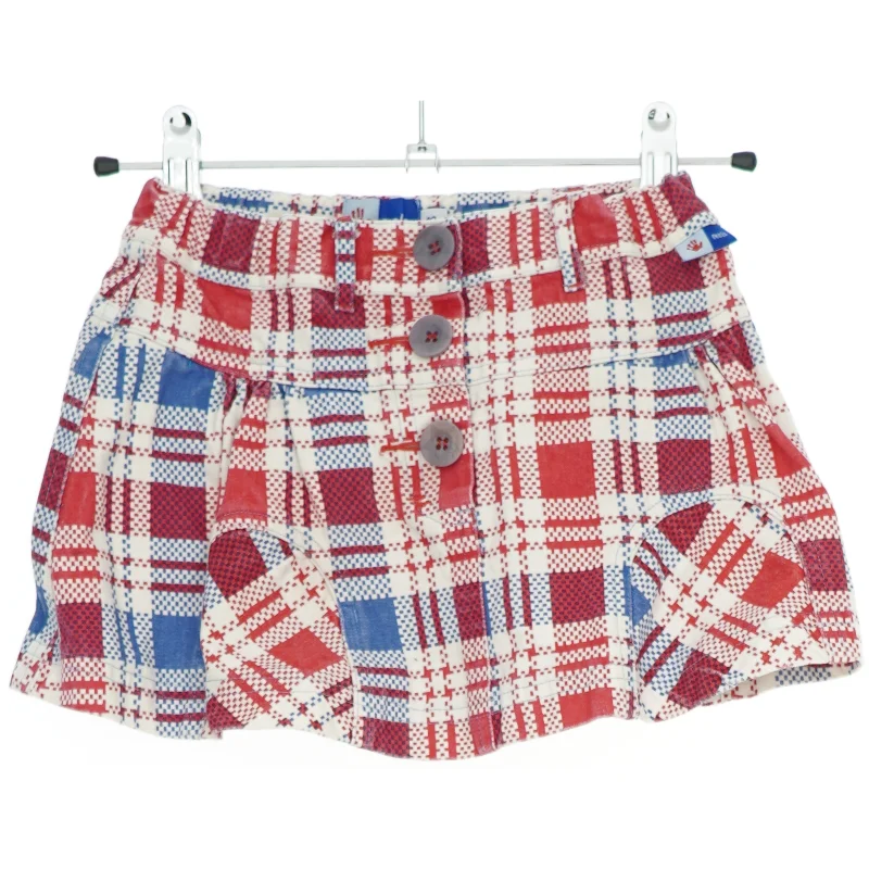 Ternet nederdel fra Molo (str. 92)