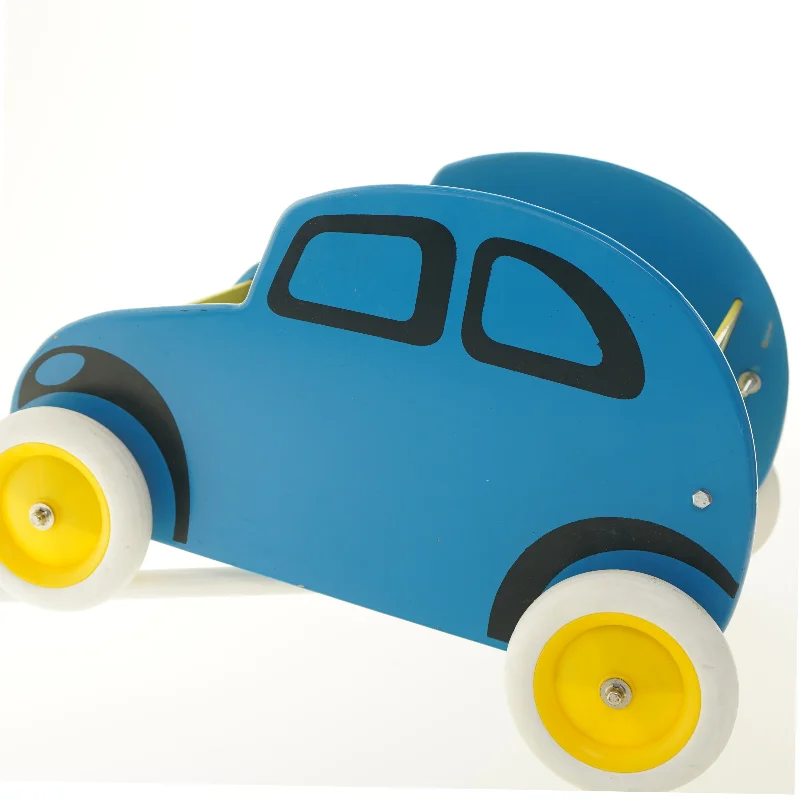 Gåvogn i form af bil (str. 27x42x34 cm)