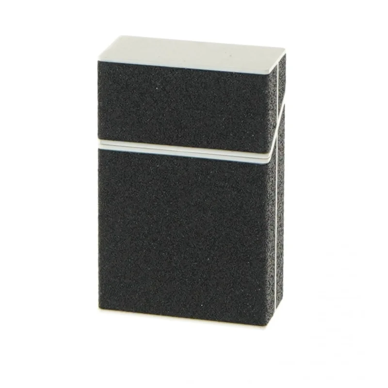 Plastikdåse med klaplåg (str. 9,5x3x6 cm)