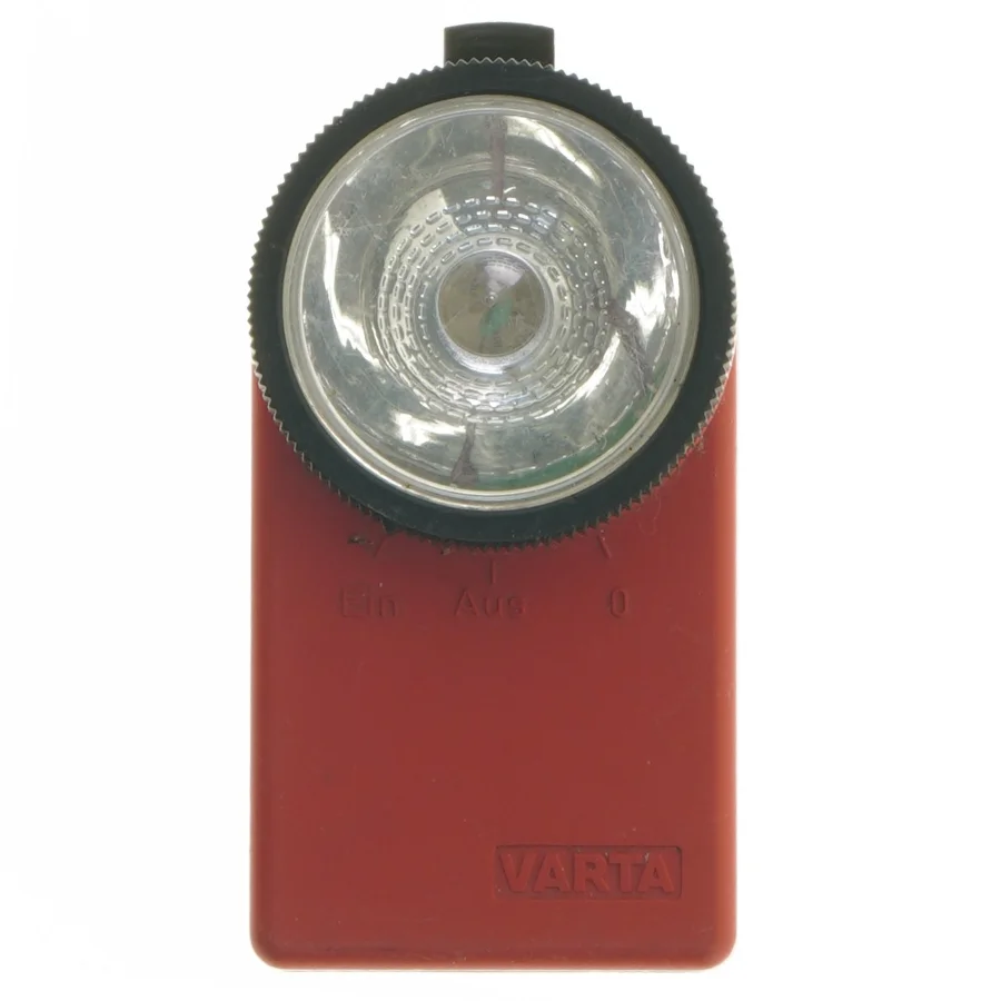 Gammel Varta lommelygte fra Varta til batteri(str. 7x12,5 cm)