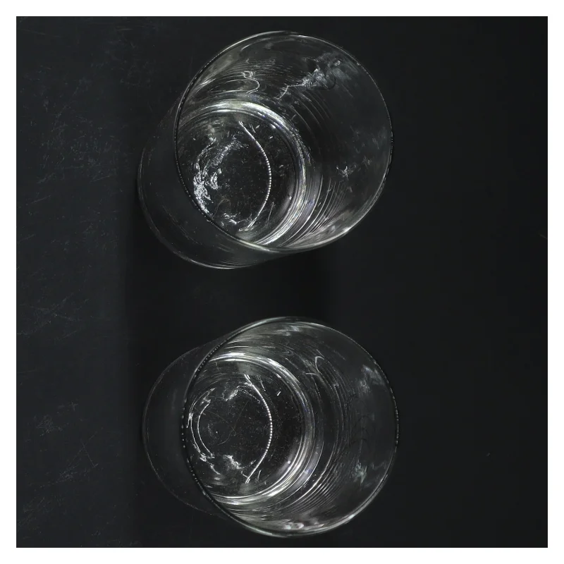 To drikkeglas med design fra Menu (str. 13,5 cm)