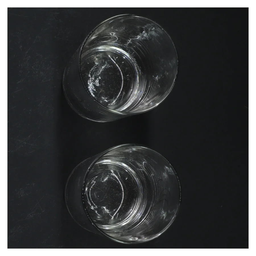 To drikkeglas med design fra Menu (str. 13,5 cm)