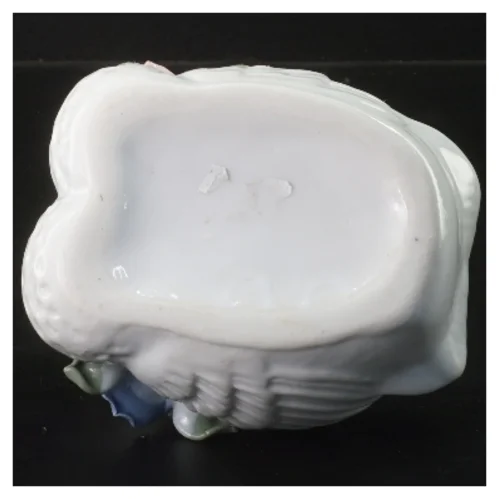 Porcelænsskål med svaneform (str. 12 cm)