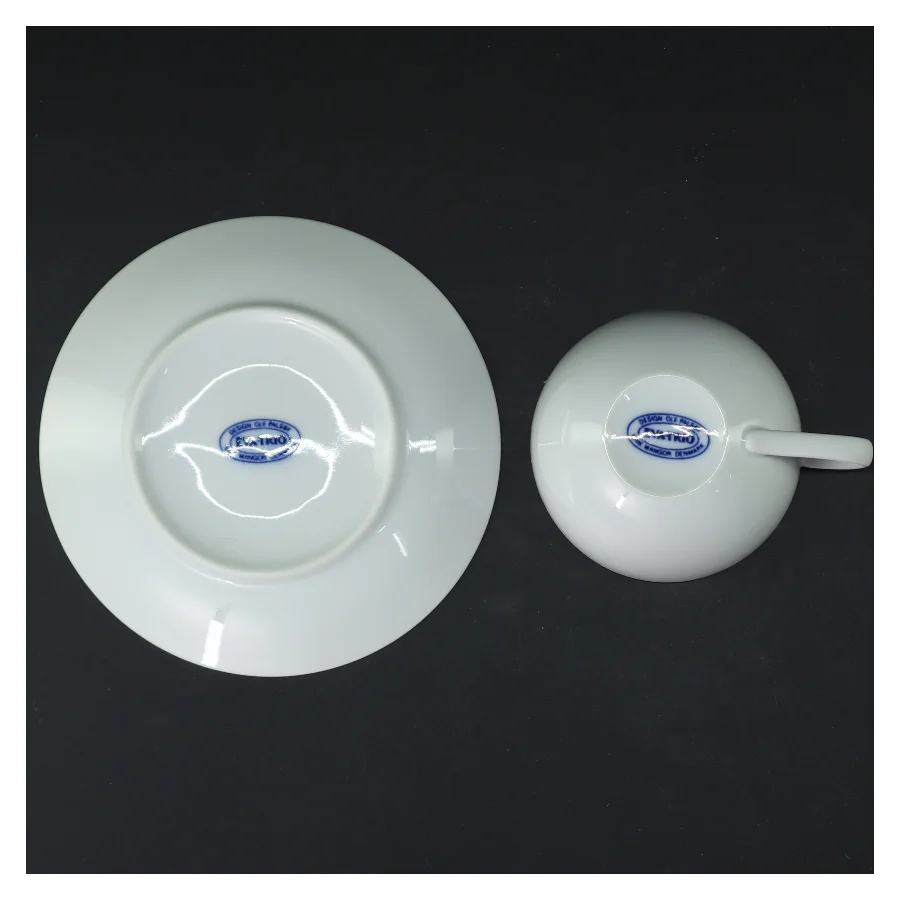 5 stk Porcelænskopper fra Eva Trio med underkopper fra Evatrio (str. Ø 14 og Ø8,5 cm)