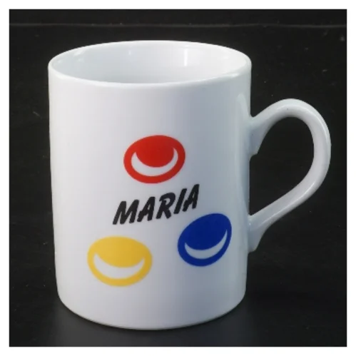 Hvid porcelænskrus med farvet design og navn (str. Ø 8 cm længde 9 cm)