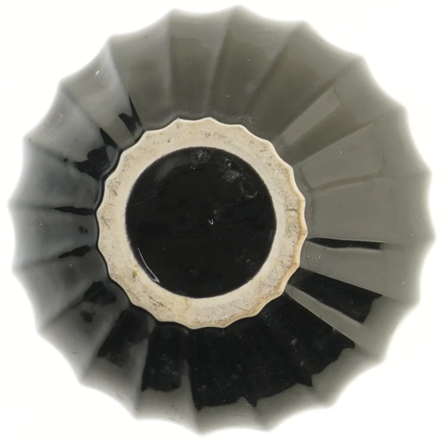 Sort riflet vase (str. 20 cm)