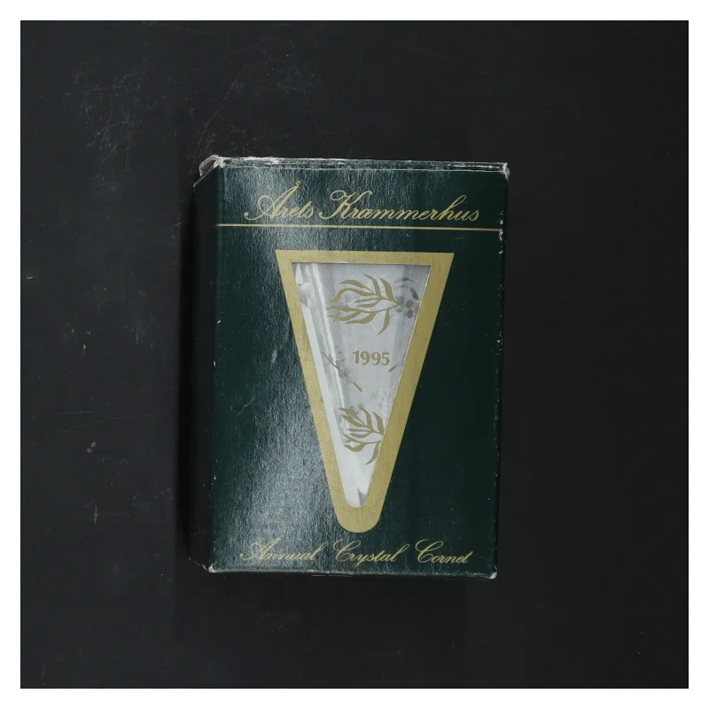 Årets Kræmmerhus 1995 med rødt bånd fra Royal Copenhagen (str. 11x6 cm)